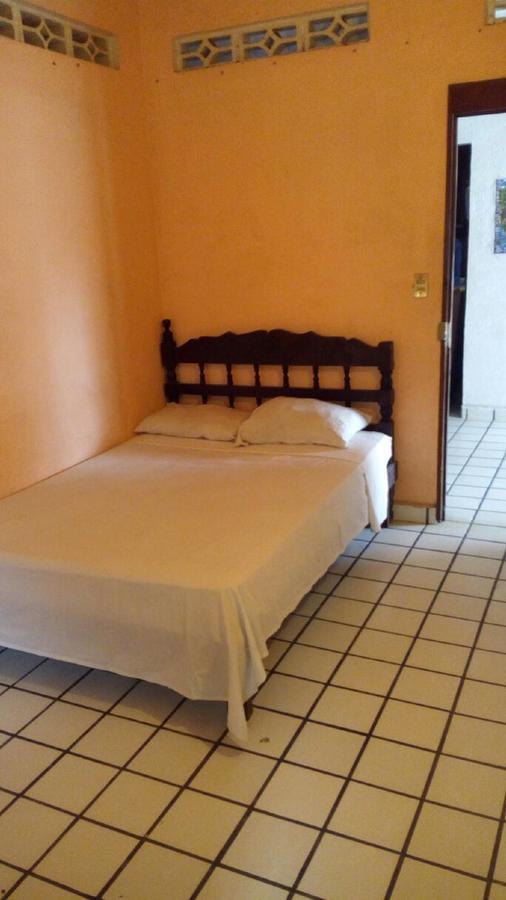 Posada Colonial Zihuatanejo Bagian luar foto